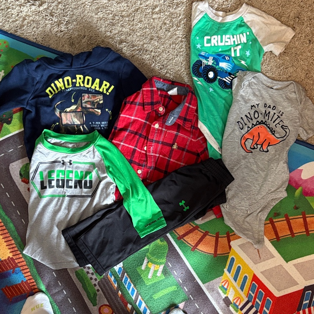 12 months Boy clothing bundle Under Armour and Gap